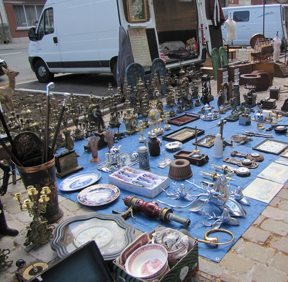 Photo of Discover the antiques market in Tongeren (Belgium)