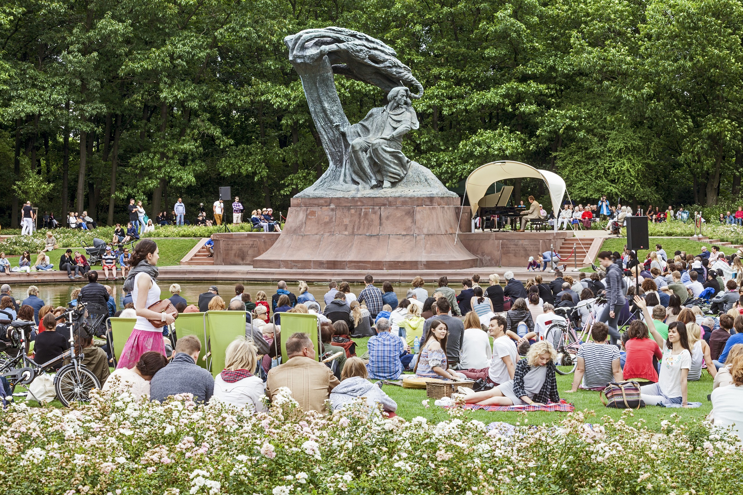 Photo of WARSAW : CHOPIN CONCERTS IN ŁAZIENKI ROYAL PARK
